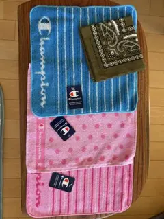 Champion タオルハンカチ 3枚セットとバンダナ1枚のサムネイル