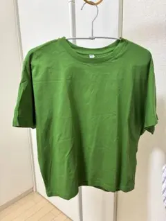 UNIQLO Tシャツ グリーン Mサイズ