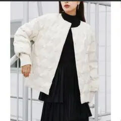 新品　Emiliyan　ダウンジャケット　アイボリー