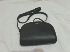 A.P.C.DEMI LUNE MINI/アーペーセーショルダーバッグ
