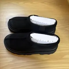 【新品未使用】UGG　黒　メンズスリッポンTASMAN LUG