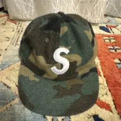 SUPREME 迷彩キャップ Sロゴ刺繍