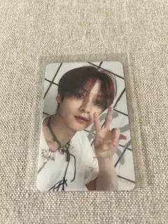 straykids リノ 樂star 両面トレカ 指トレカ