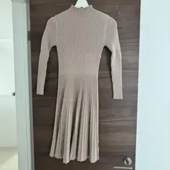 GRL モックネックフレアニットワンピース Mサイズ ベージュ