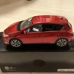 トヨタ オーリス ミニカー レッドマイカメタリック