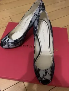 超美品 Pinky&dianne 黒色 花柄レース オープントゥパンプス