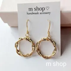 ハンドメイドピアス☆444