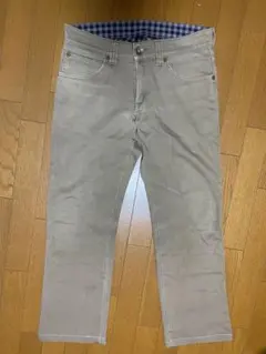 Item thumbnail for item 4271acb3-4af1-4e6e-8c9a-6949fe81082e