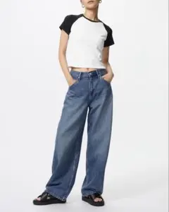 【美品】ユニクロ バギーカーブジーンズ 24 ブルー 青 レディース デニム