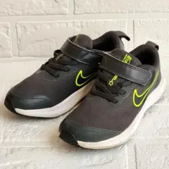 NIKE✨ナイキスニーカー スターランナー　19cm　グレー/グリーン