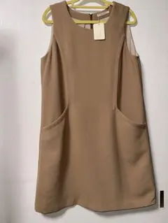 新品タグ付きローズティアラ　キャメル色ノースリーブワンピース両サイドにポケット