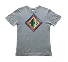 NIKE プリントTシャツ L スポーツ ナイキ グレー