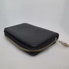 FURLA（フルラ）二つ折り財布 ブラック 　ジップ　レザーのサムネイル