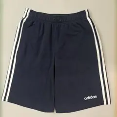 ★adidas ネイビー ストライプ ショートパンツ★M