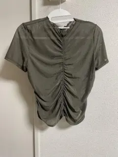 GU シアーギャザーTシャツ　半袖　オリーブ　カーキ　ジーユー　シースルー