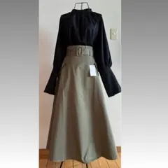 値下げ★タグ付き【feepur】ベルテッドナイロンワークフレアスカート　ベルト付のサムネイル