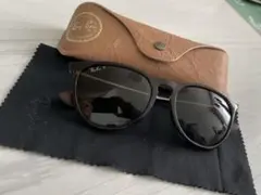 Ray-Ban キャットアイサングラス