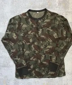 ヘンリーネック ロンt黒