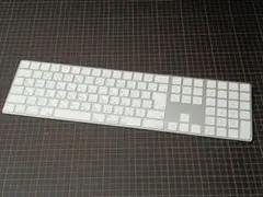 Appje Magic Keyboard A1843 動作可 右下損傷 ジャンク