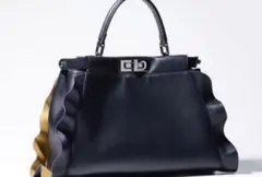 FENDI ピーカブー　フリル　ネイピーのサムネイル
