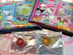 バンダイ サンリオ グミチュアチャーム キーホルダー　キティ ポムポムプリン