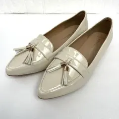 aquagarageベージュ エナメル タッセルローファー24.5㎝