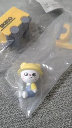 SKZOO スクールバス ジニレット Jiniret StrayKids ガチャ