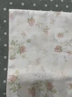 生地　花柄　薄ピンク