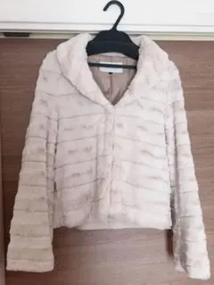 フェイクファーコート