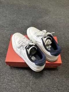 PUMA Court Ultra NU ホワイト ネイビー 25cmのサムネイル