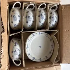 ナエ様専用瀬戸焼　手描き唐草両手スープカップとソーサー 5個セット