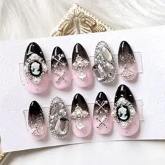 黒ピンクネイルチップ