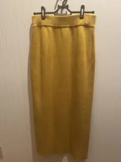【値下げしました】イエロー ナローニットスカート