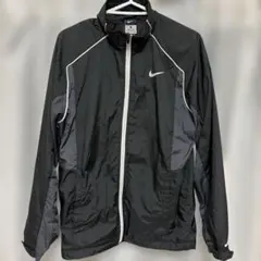 ナイキ　ランニング　ジャケット　ブラック