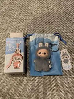 ラブブ LABUBU PIN FOR LOVE イニシャルアルファベット