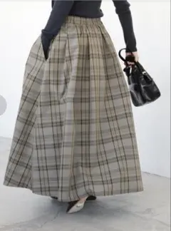 SLOBE IENA タフタランダムタックスカート