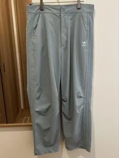 adidas original トラックパンツ ターコイズグリーンのサムネイル