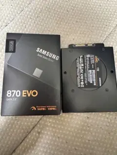 Samsung 870 EVO 1TB SSD SATA 2.5インチと500G