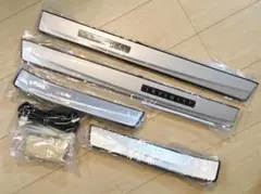 インフィニティ M37 Q70 純正 イルミ付 スカッフプレート Y51 フーガのサムネイル