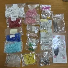 【使いかけ】花型プラスチック　フラワービーズ　パールビーズなどまとめ売り