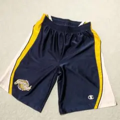 Champion Ｍサイズネイビーショートパンツ 　リラックスウエアーとして。