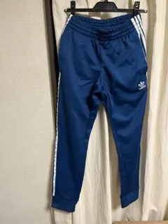 adidas サイドストライプパンツ