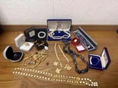 A*e様 遺品整理 断捨離 アクセサリー まとめ売り 遺品整理 生前整理 断捨離 アクセサリーまとめ - メルカリ