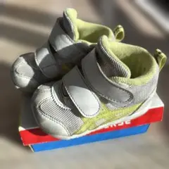 アシックス 13センチ たまひよ共同開発スニーカー スクスク アイダホ