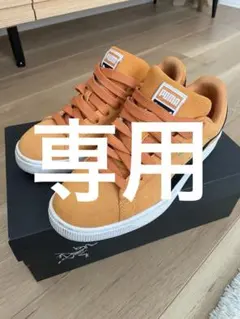 PUMA オレンジ スエード スニーカー