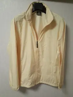 FIRST DOWN ナイロンジャケット クリーム色