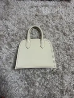 アイボリー ミニハンドバッグ 合成皮革