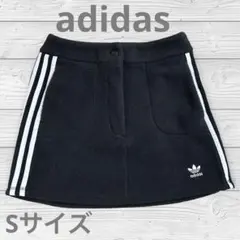 281 adidas ゴルフ スカート S 黒 フリース 防寒 冬用 三本ライン