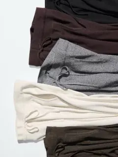 ユニクロ ワイドパンツ s