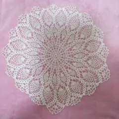 レース編み 円形ドイリー ホワイト
